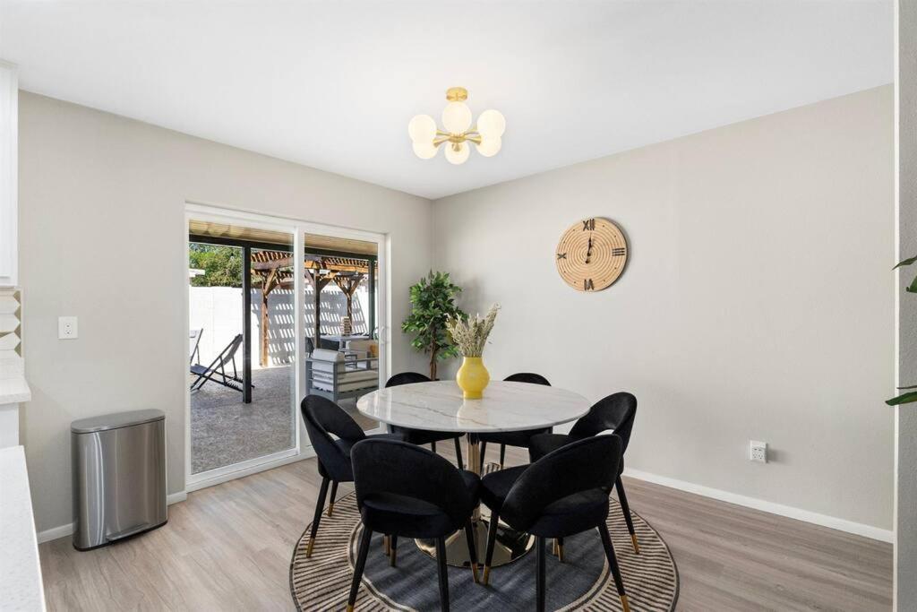 Villa Cozy-Perfect Location-Private Pool-Heat Optional- Spring Training-Gcu Phoenix Esterno foto